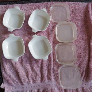 Set of 4 Petite Pan with Lid Cornflower Blue by CORNING